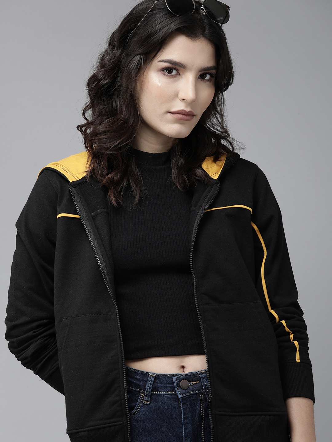 

Roadster Women Black Solid Front-Open Hooded Sweatshirt With Contrast Details