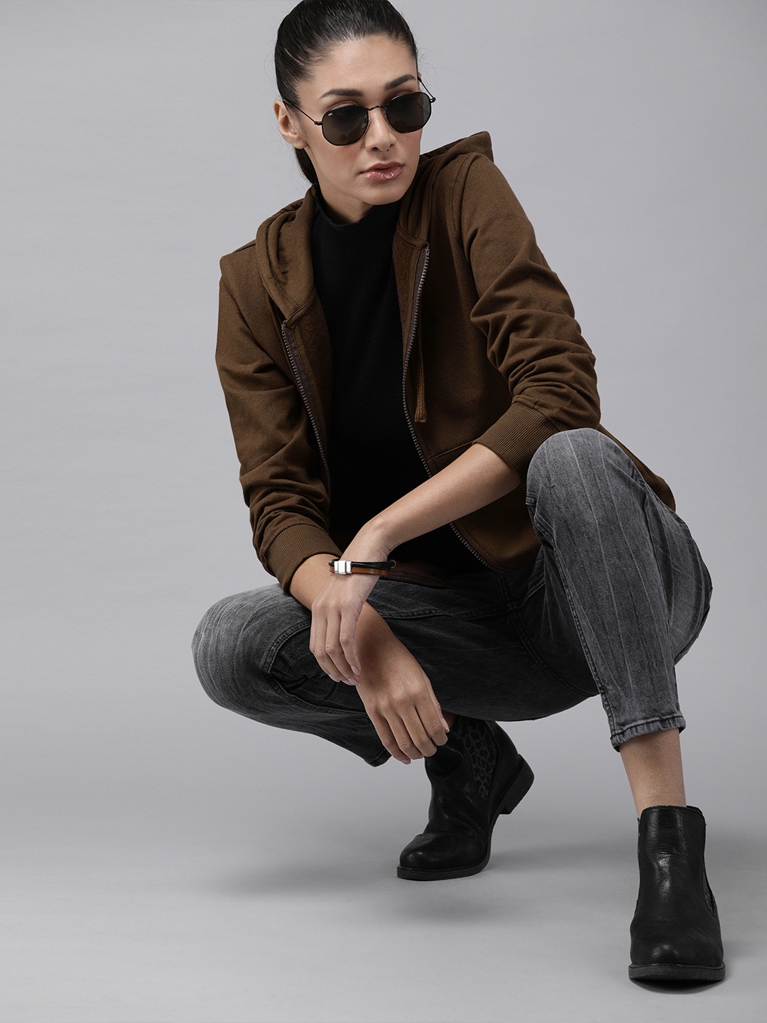 

Roadster Women Brown Solid Pure Cotton Hooded Sweatshirt