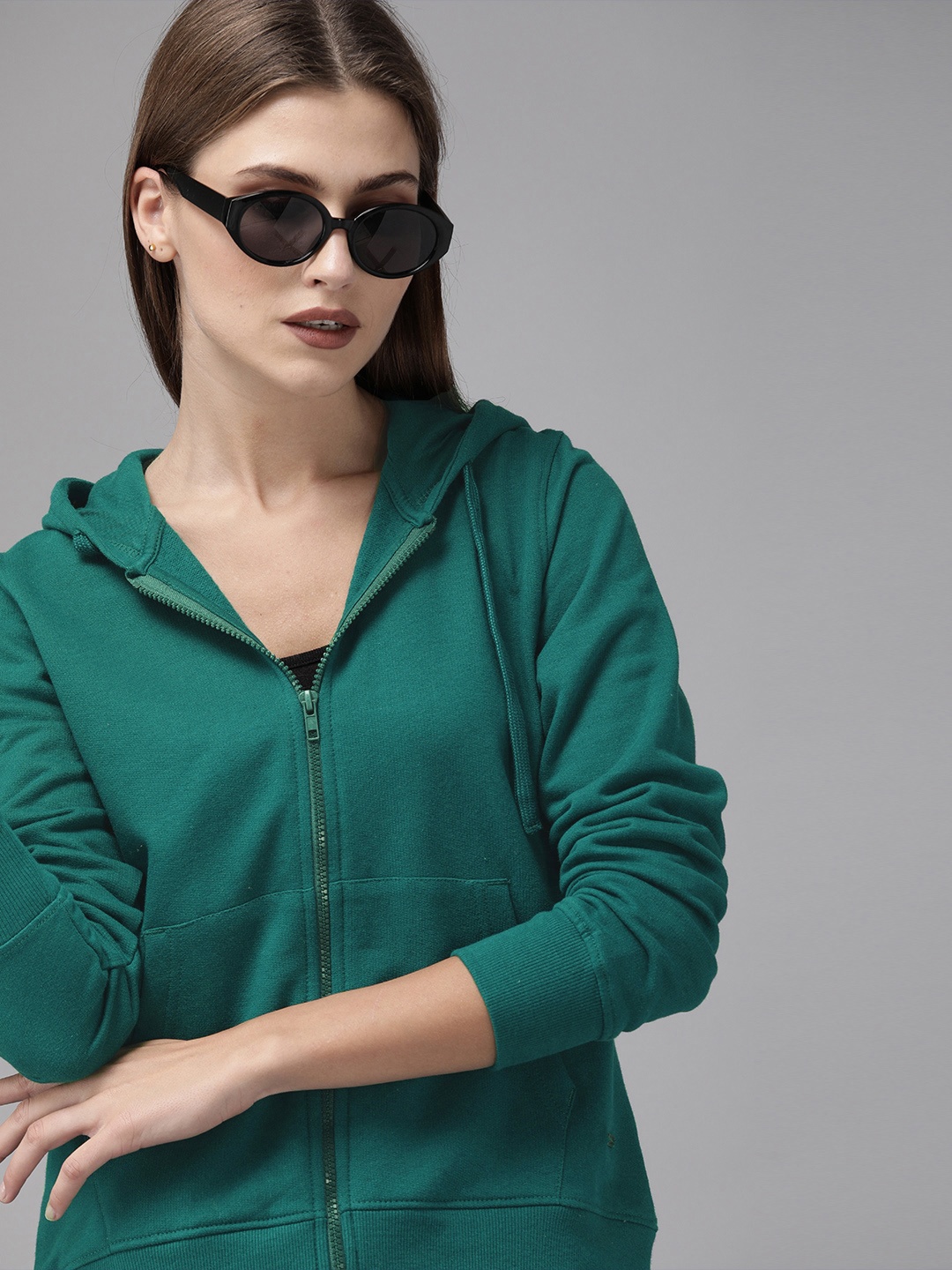 

Roadster Women Teal Green Hooded Front-Open Green Turn Sweatshirt