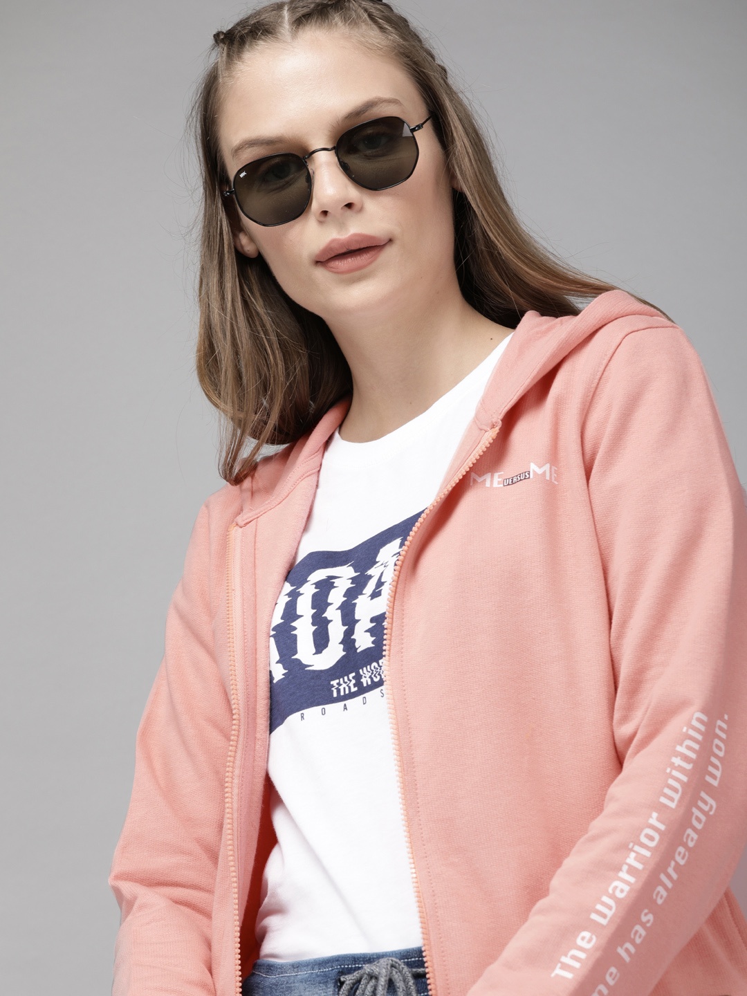 

Roadster Women Pink Solid Hooded Sweatshirt