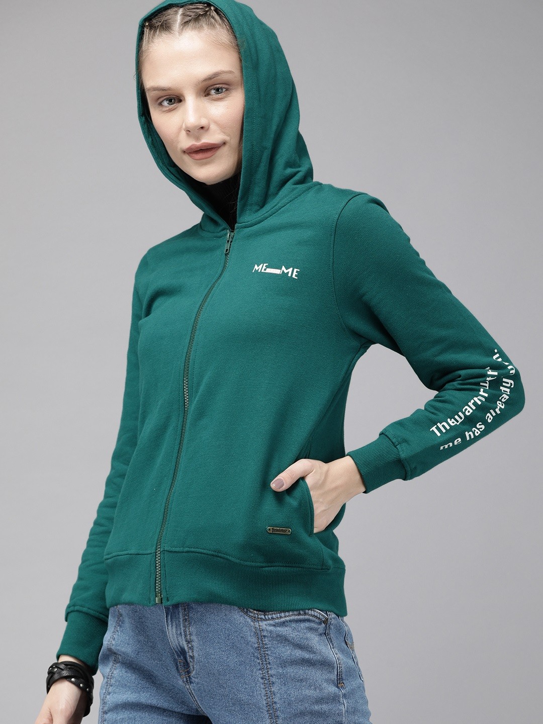 

Roadster Women Green Solid Hooded Sweatshirt