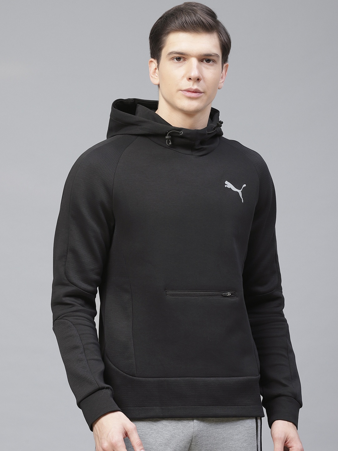 

Puma Men White & Black Evostripe Solid Hoodie