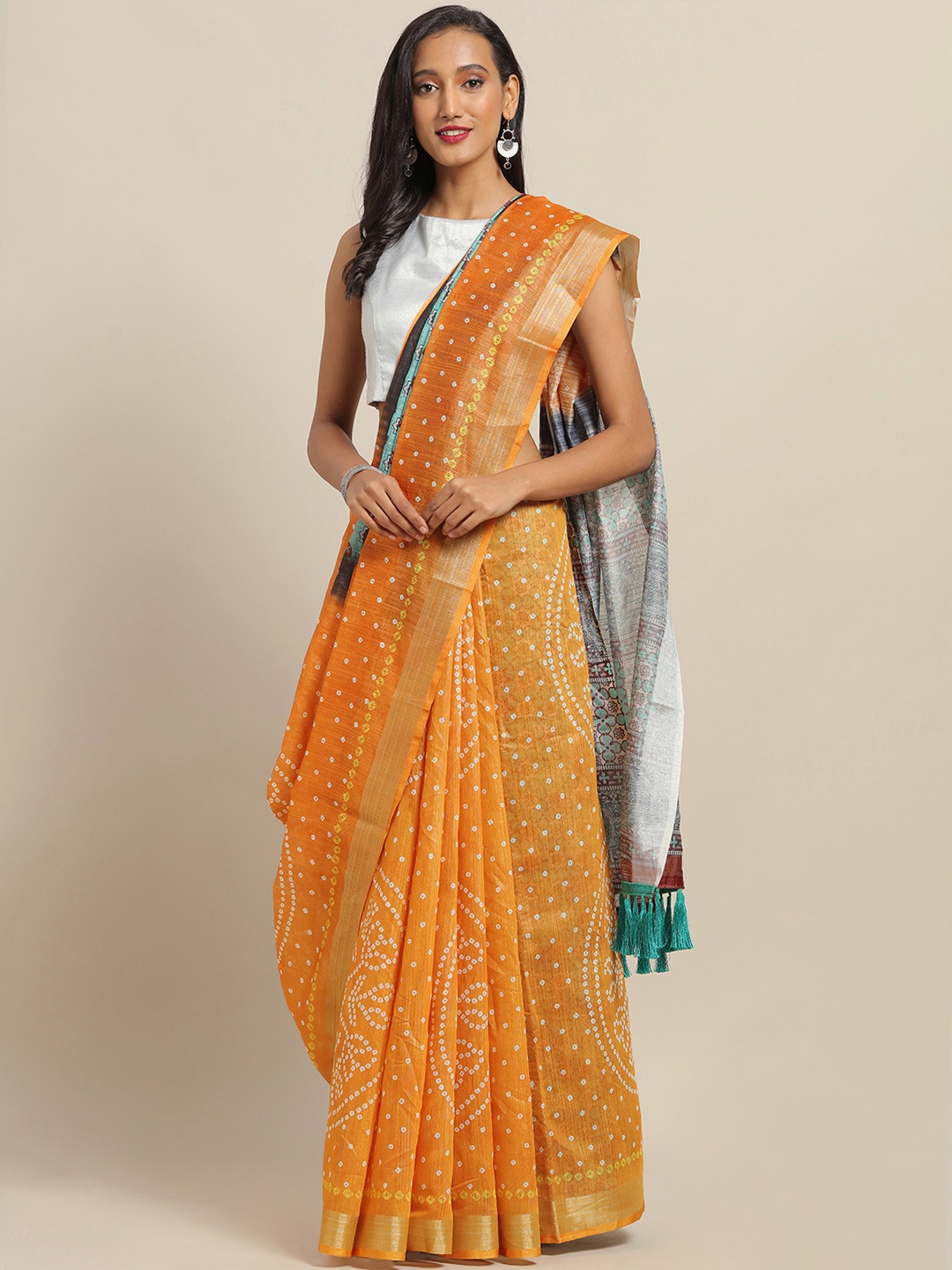 

VASTRANAND Orange & Green Cotton Blend Printed Bandhani Saree