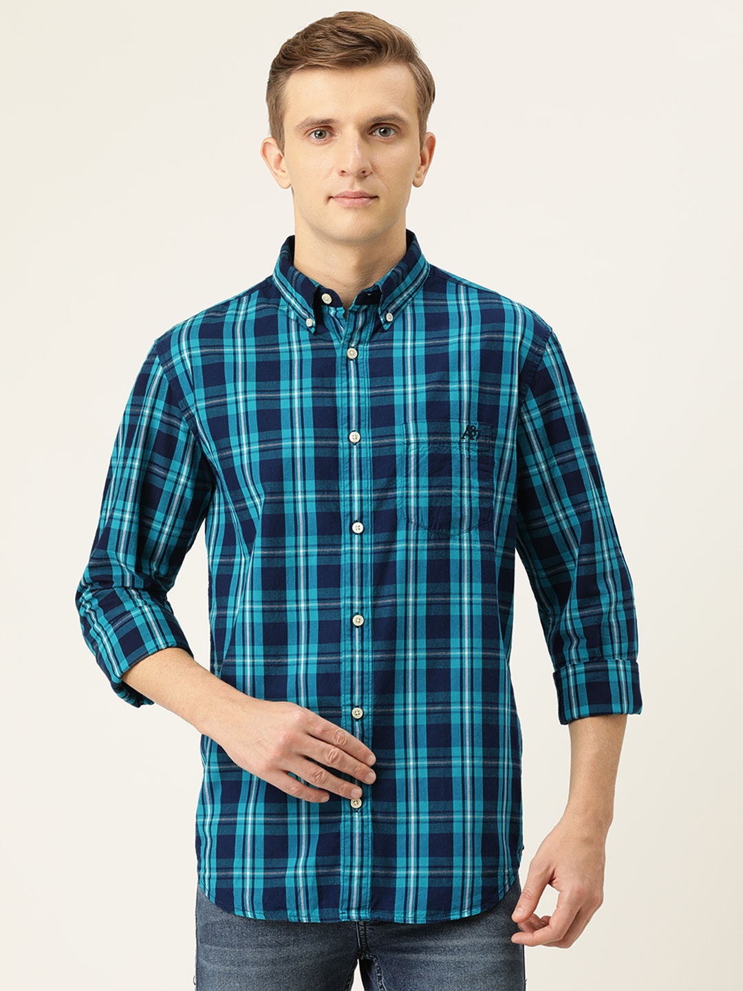 

Aeropostale Men Blue & White Regular Fit Checked Casual Shirt