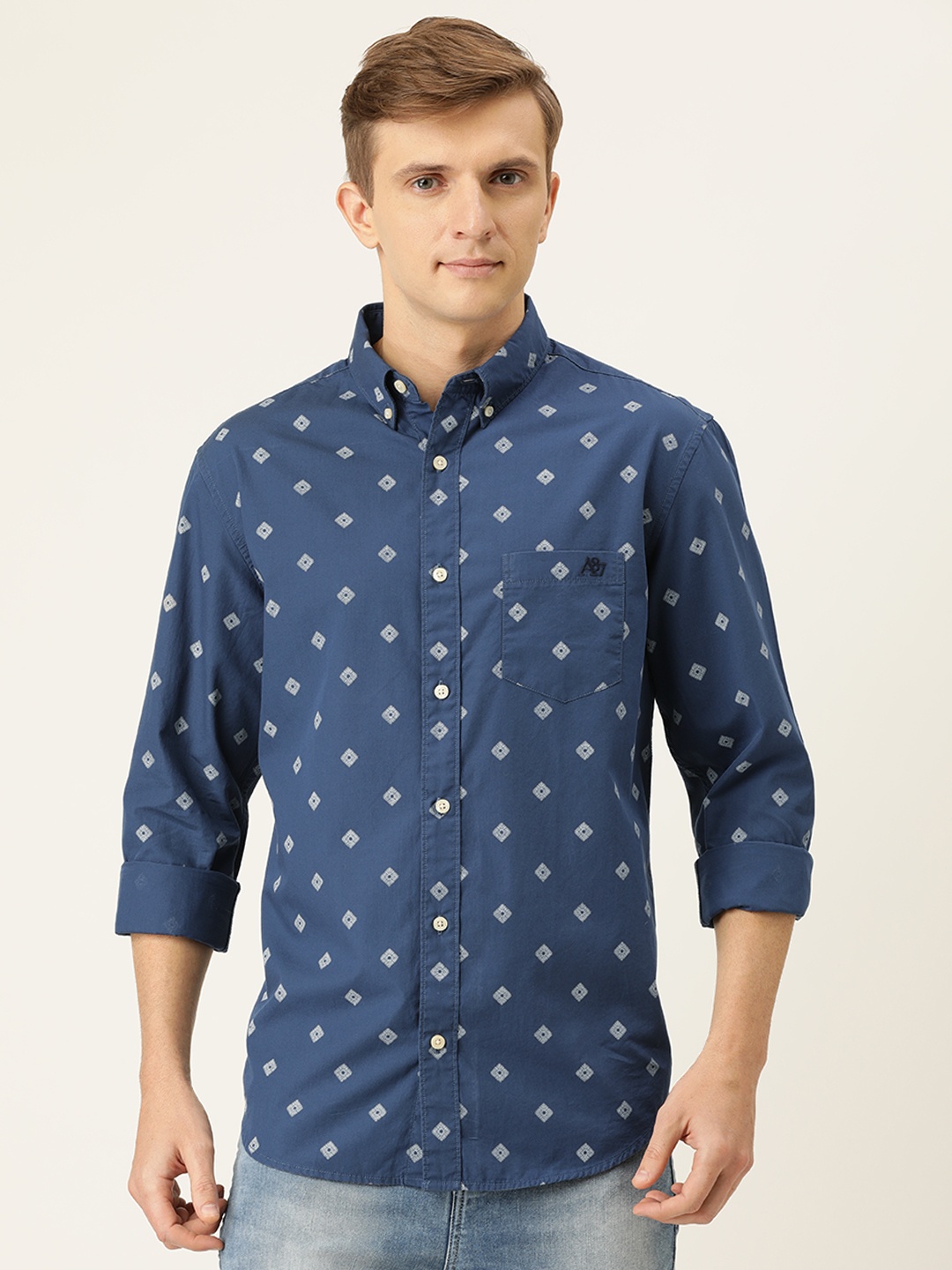 

Aeropostale Men Teal Blue & White Regular Fit Printed Casual Shirt