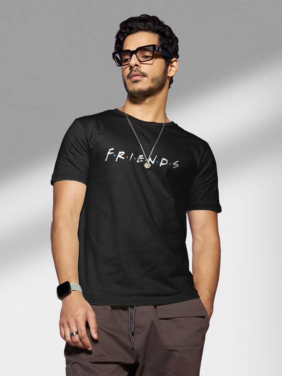 

Bewakoof Official Friends Merchandise Men Friends Logo T-Shirt, Black