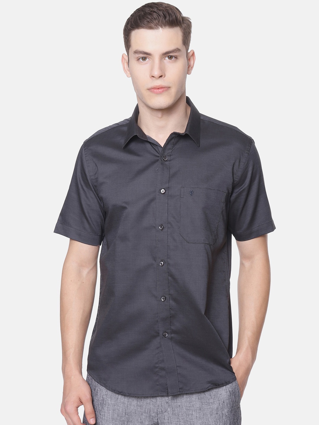 

Ramraj Men Charcoal Grey Smart Slim Fit Solid Formal Shirt