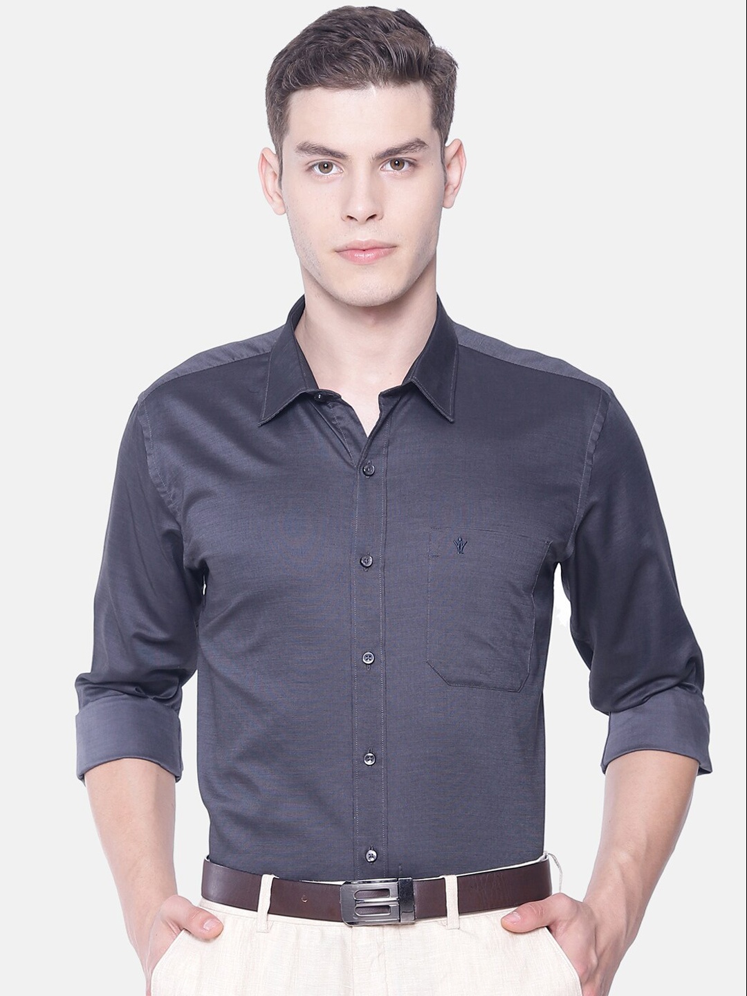 

Ramraj Men Grey Smart Slim Fit Solid Formal Shirt