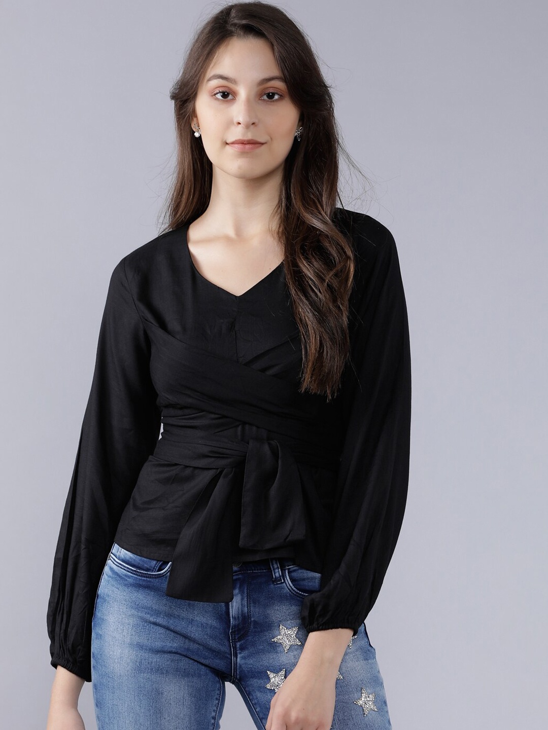 

Tokyo Talkies Women Black Solid Top