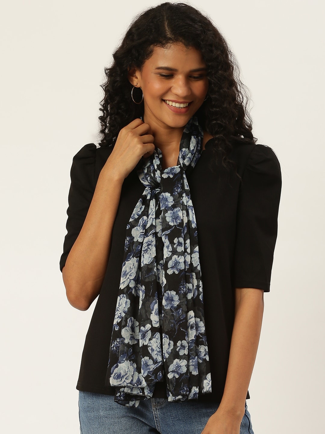 

Trend Arrest Women Black & Blue Floral Printed Stole