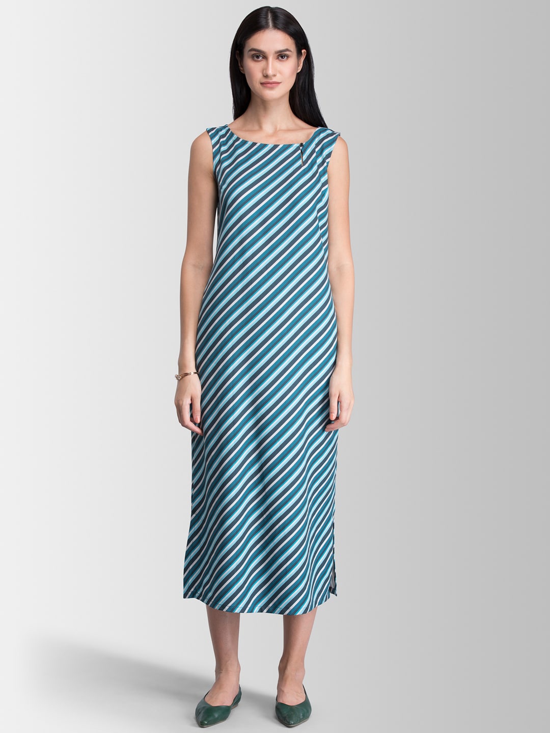 

FableStreet Women Green Striped Sheath Dress