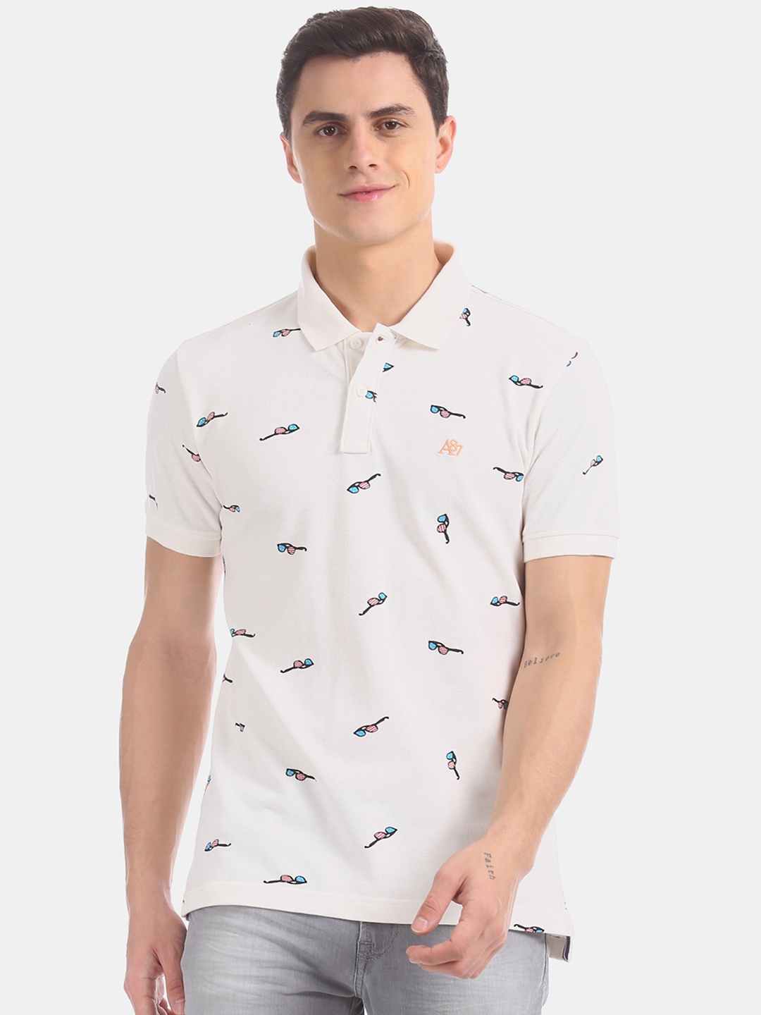 

Aeropostale Men White Printed Polo Collar Pure Cotton T-shirt