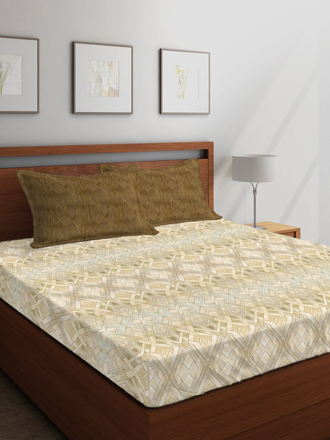 

Boutique Living India Multicoloured Geometric 300 TC Cotton 1 King Bedsheet with 2 Pillow Covers, Multi