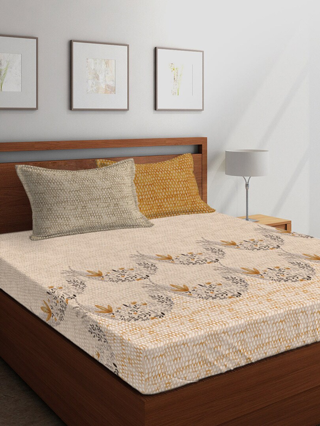 

Boutique Living India Brown & Beige Floral 300 TC Cotton 1 King Bedsheet with 4 Pillow Covers