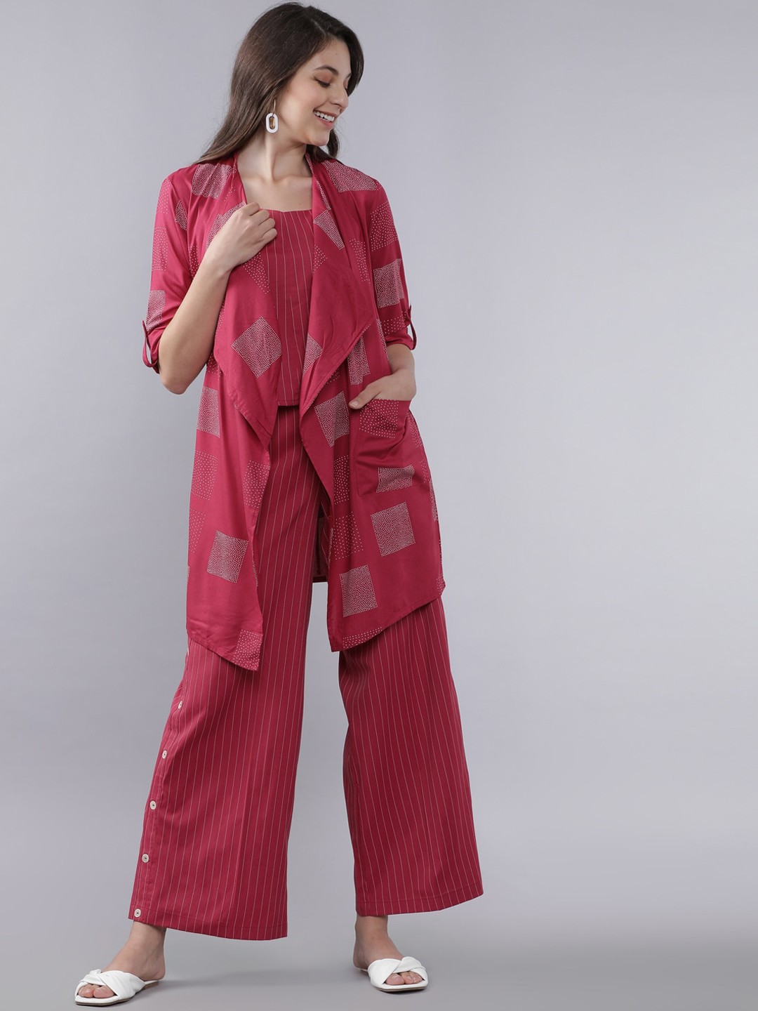 

Vishudh Women Pink Embroidered Crop Top With Jacket And Pallazzo