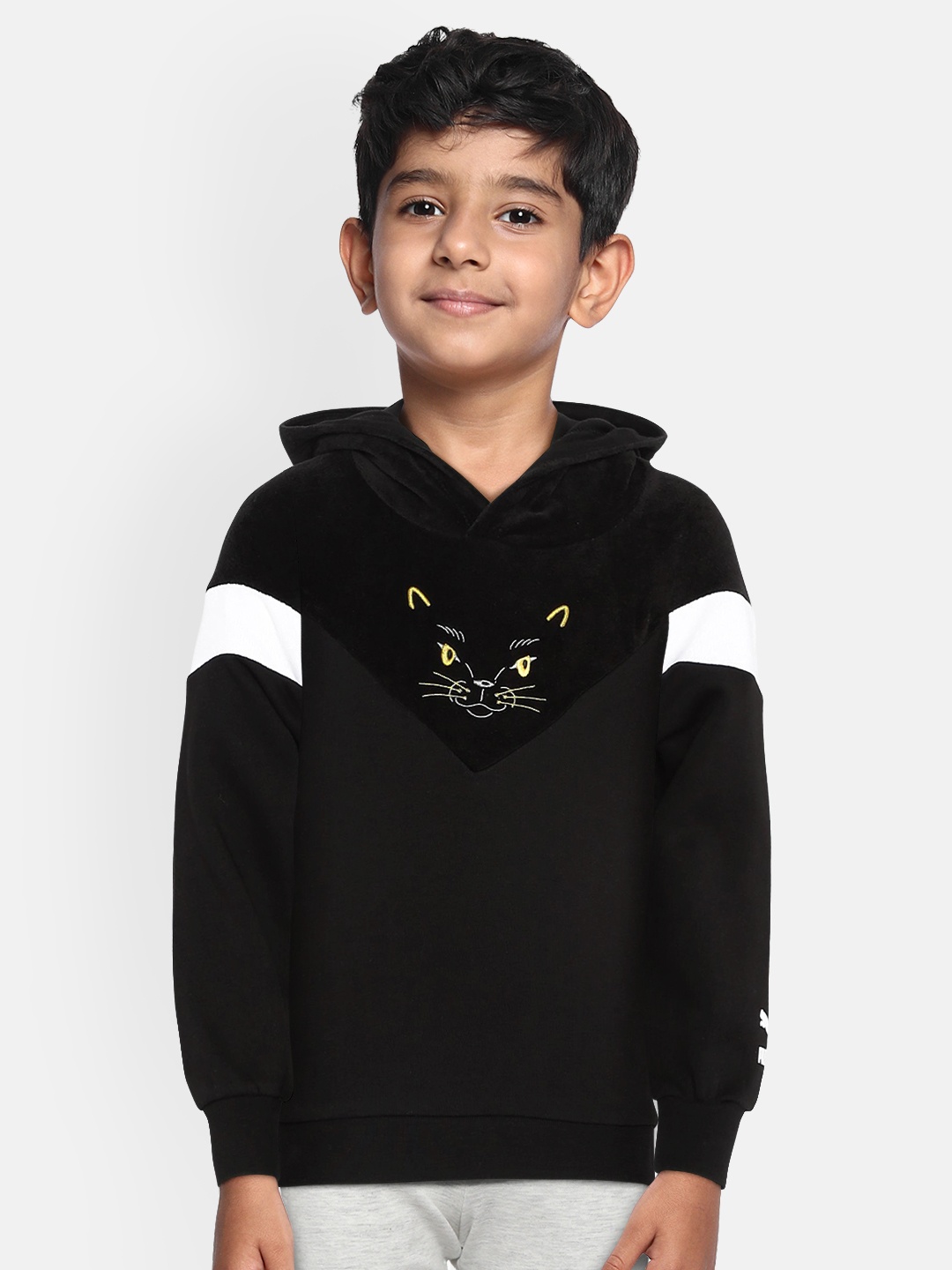 

Puma Boys Black Solid Hooded Sweatshirt