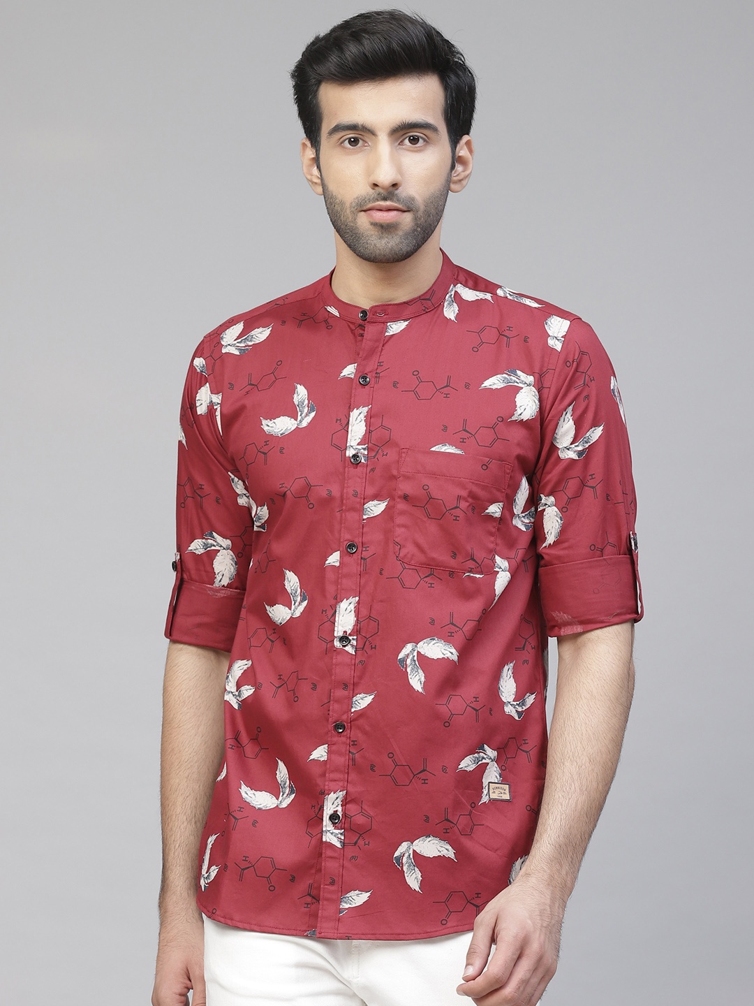 

DENNISON Men Maroon & Off-White Smart Slim Fit Tropical Print Casual Shirt
