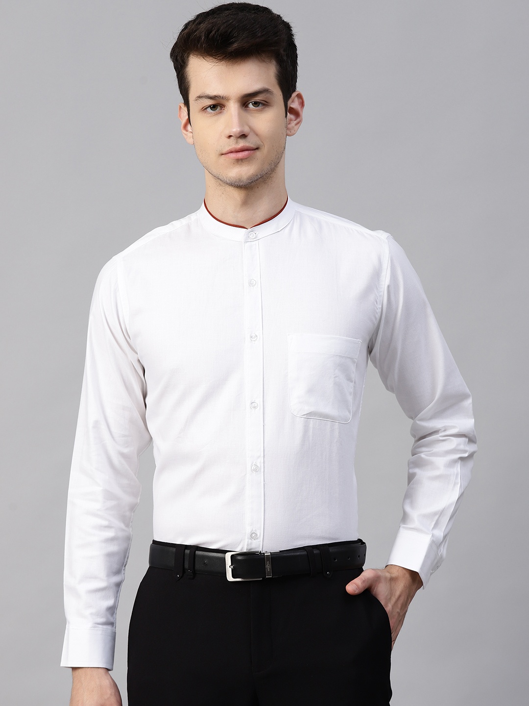 

DENNISON Men White Smart Slim Fit Solid Smart Casual Shirt