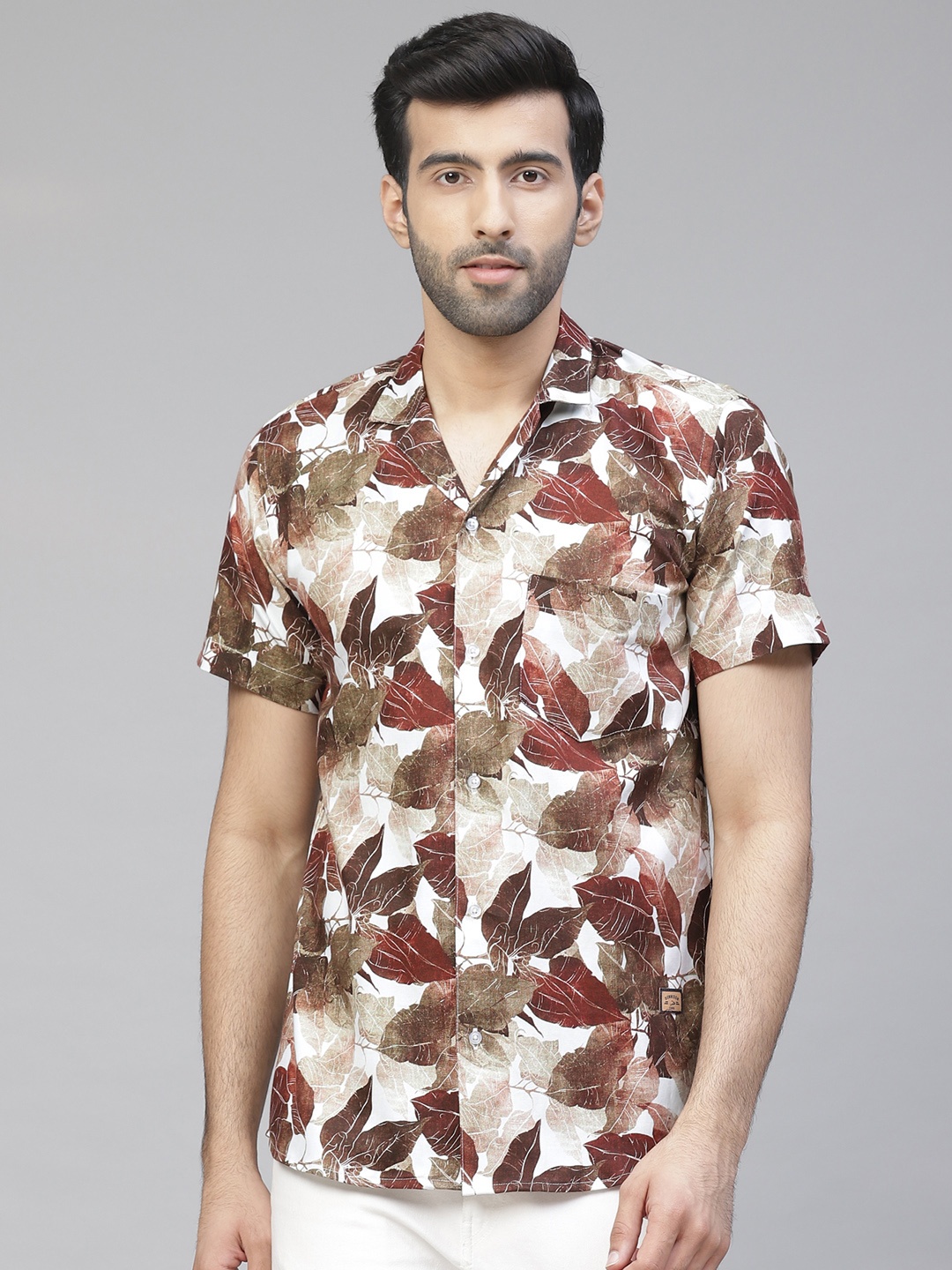 

DENNISON Men Brown & Off-White Smart Slim Fit Tropical Print Casual Shirt