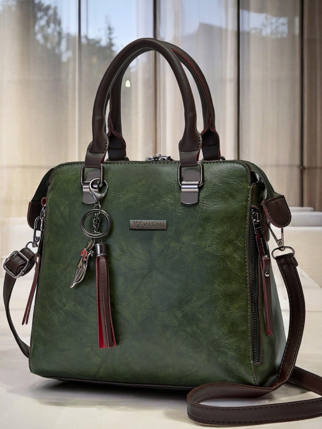 

VISMIINTREND Women Colorblocked Leather Structured Handheld Bag, Green