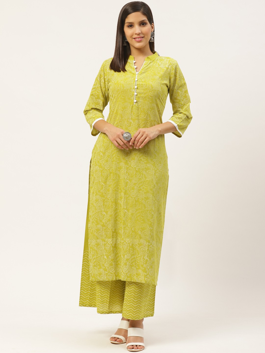 

Varkha Fashion Women Lime Green & White Block Print Kurta with Palazzos