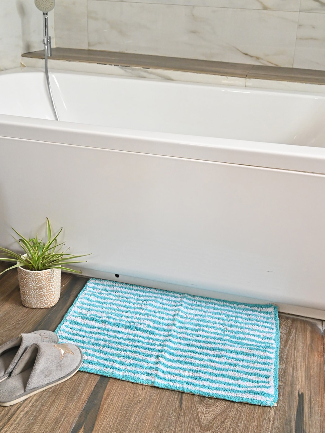 

AVI Living Blue & White Striped Bath Mat
