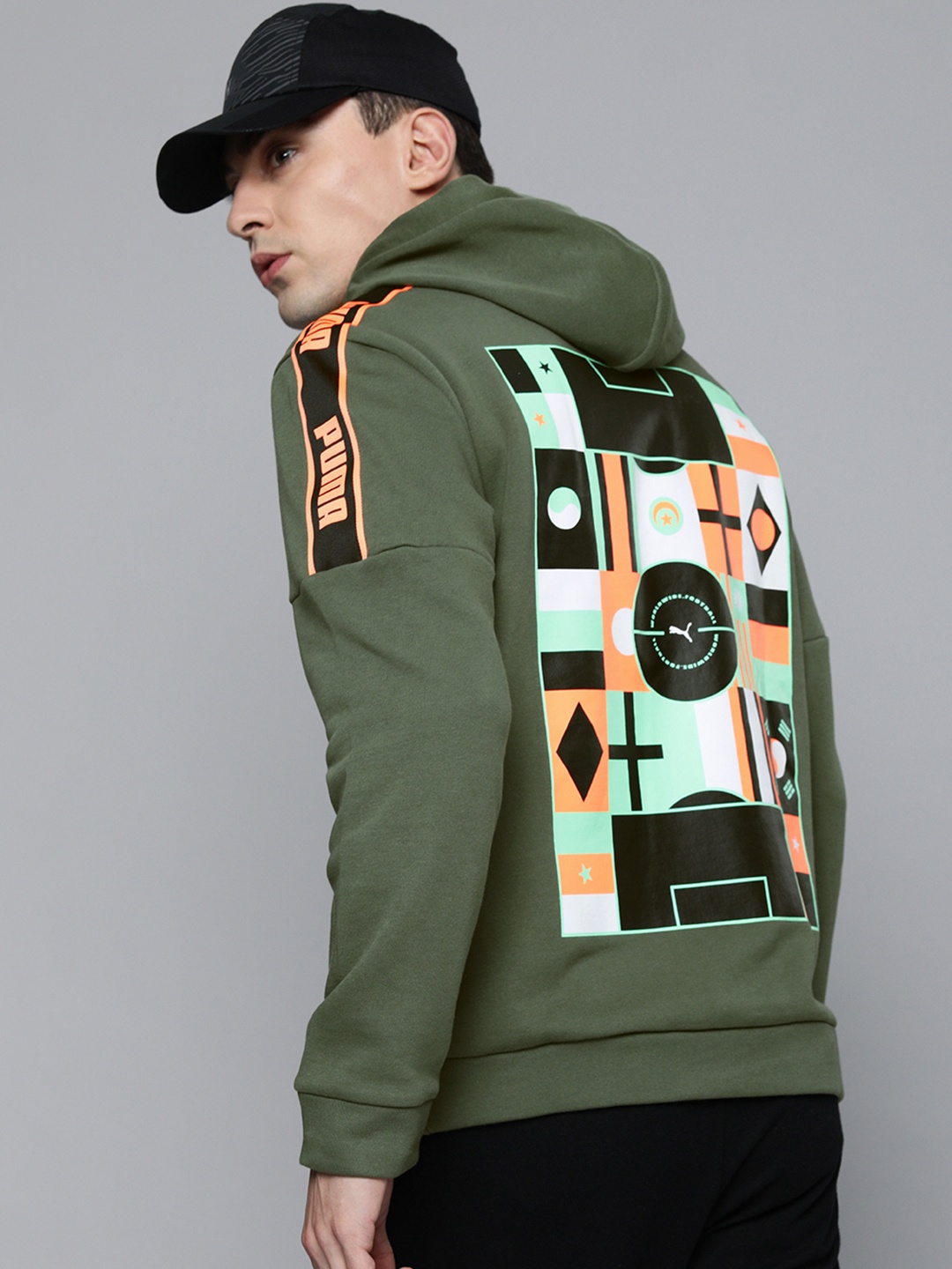 

Puma Men Olive Green Printed Football Hooded Sweatshirt