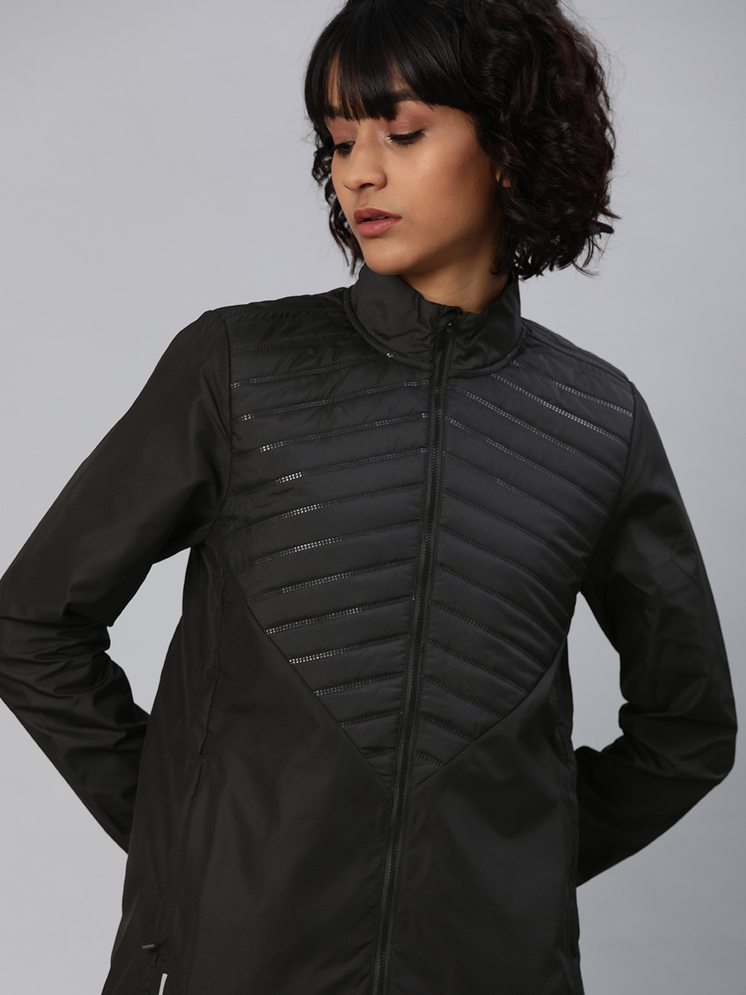 

Puma Women Black Solid Run Favorite Sporty Jacket