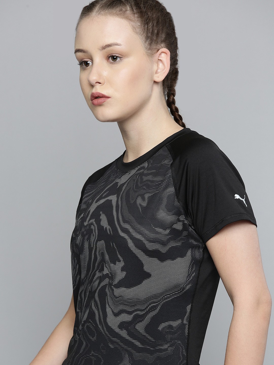 

Puma Women Black Printed dryCELL Running Raglan Sleeves T-shirt