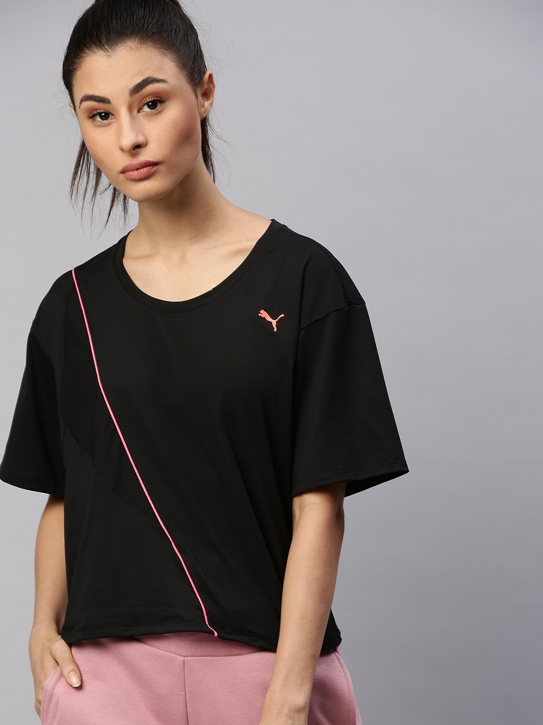 

Puma Women Black Solid Round Neck Train Pearl DryCELLT-shirt with Stripe Detail