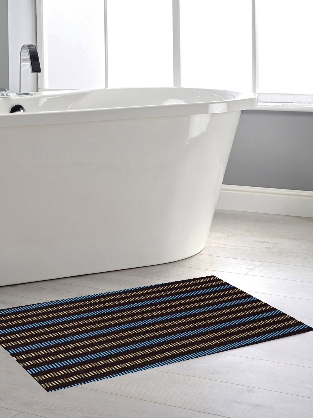 

KLOTTHE Multicoloured Striped Anti-Skid Floor Mat, Multi