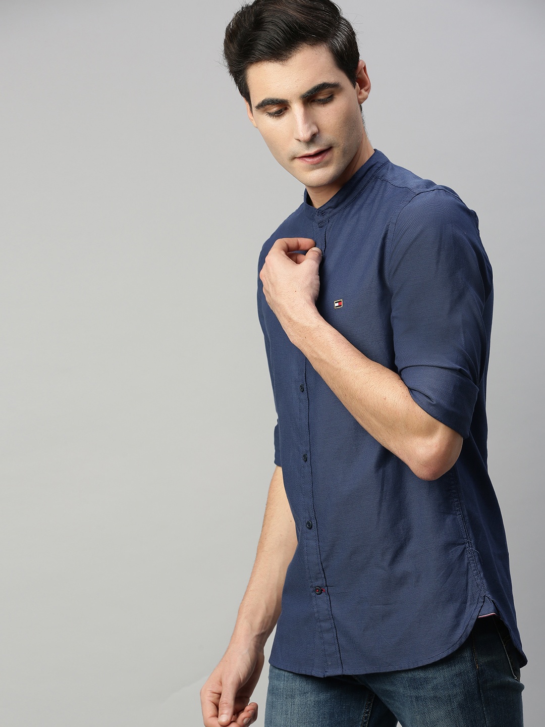 

Tommy Hilfiger Men Navy Blue Slim Fit Self Design Casual Shirt