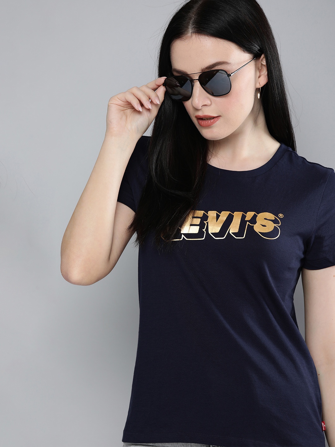 

Levis Women Navy Blue Brand Logo Printed Pure Cotton T-shirt