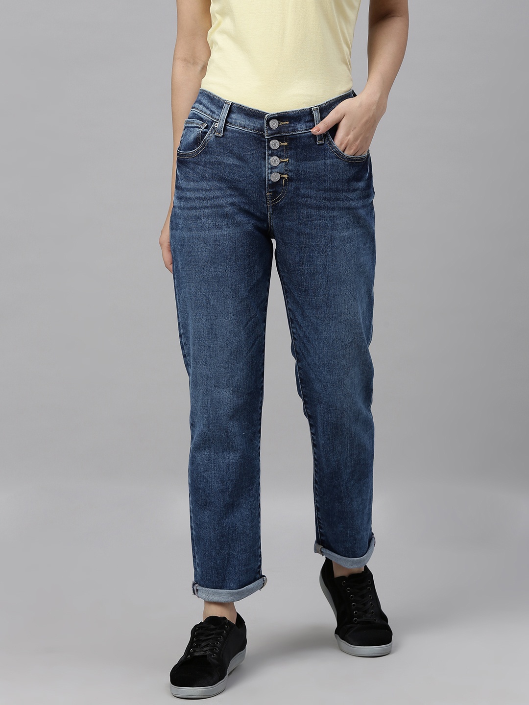 

Levis Women Blue Boyfriend Fit High-Rise Clean Look Stretchable Jeans