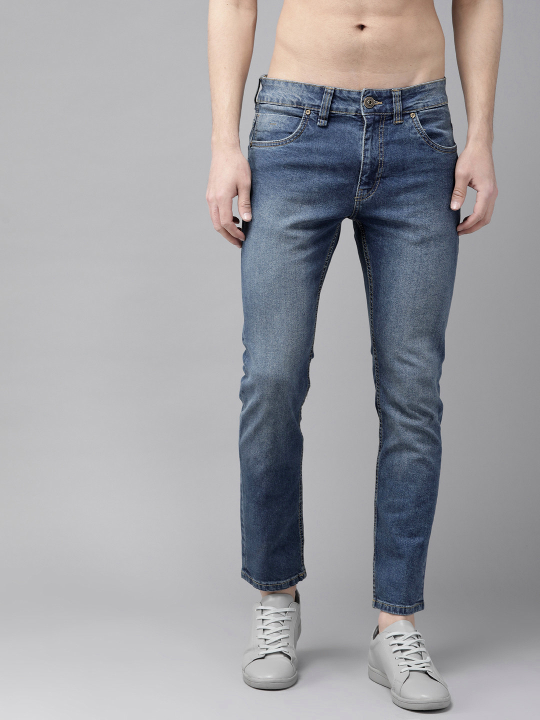 

Roadster Men Blue Skinny Fit Mid-Rise Clean Look Stretchable Cropped Jeans