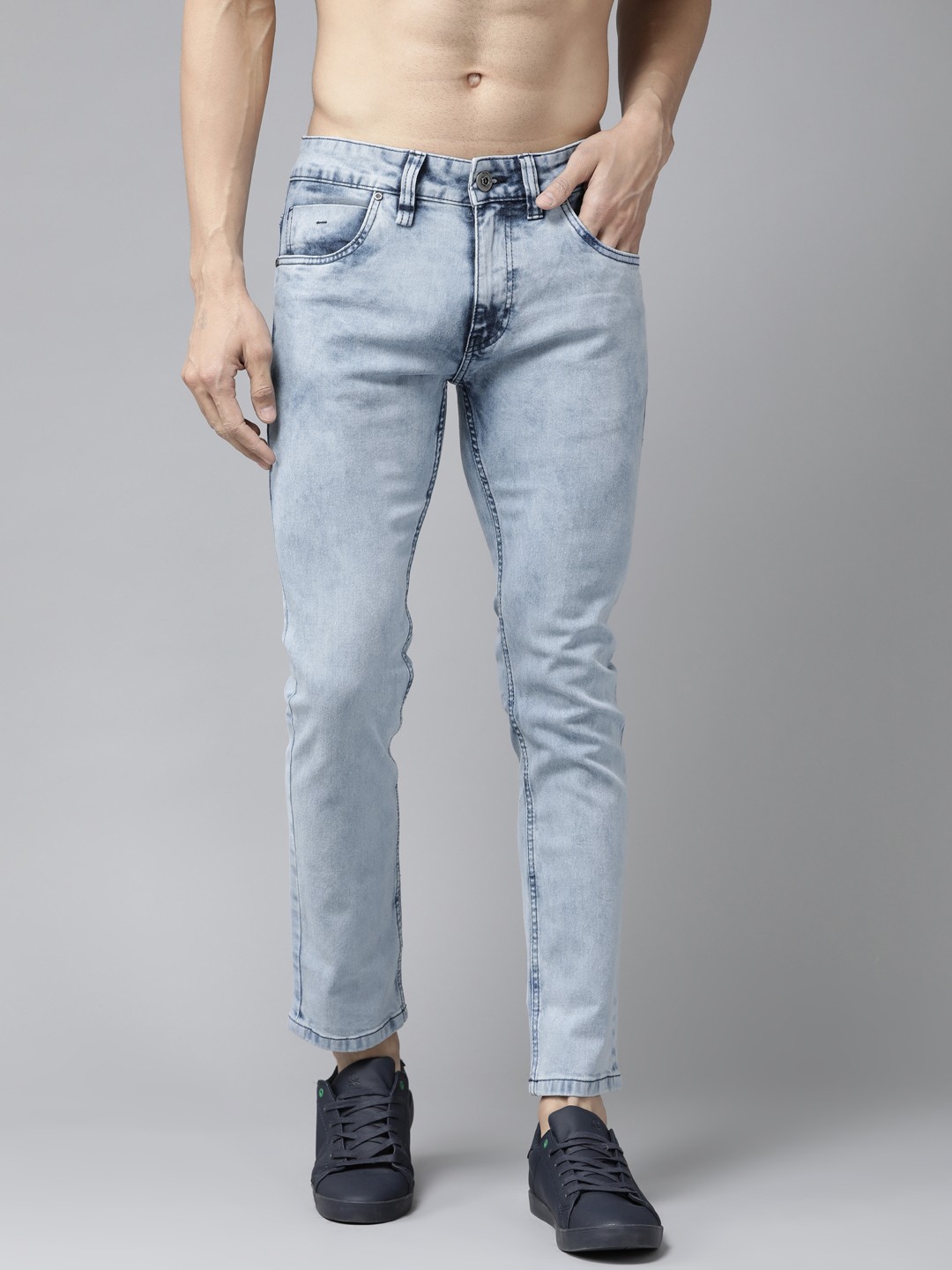 

Roadster Men Blue Skinny Fit Washed Mid-Rise Clean Look Stretchable Jeans
