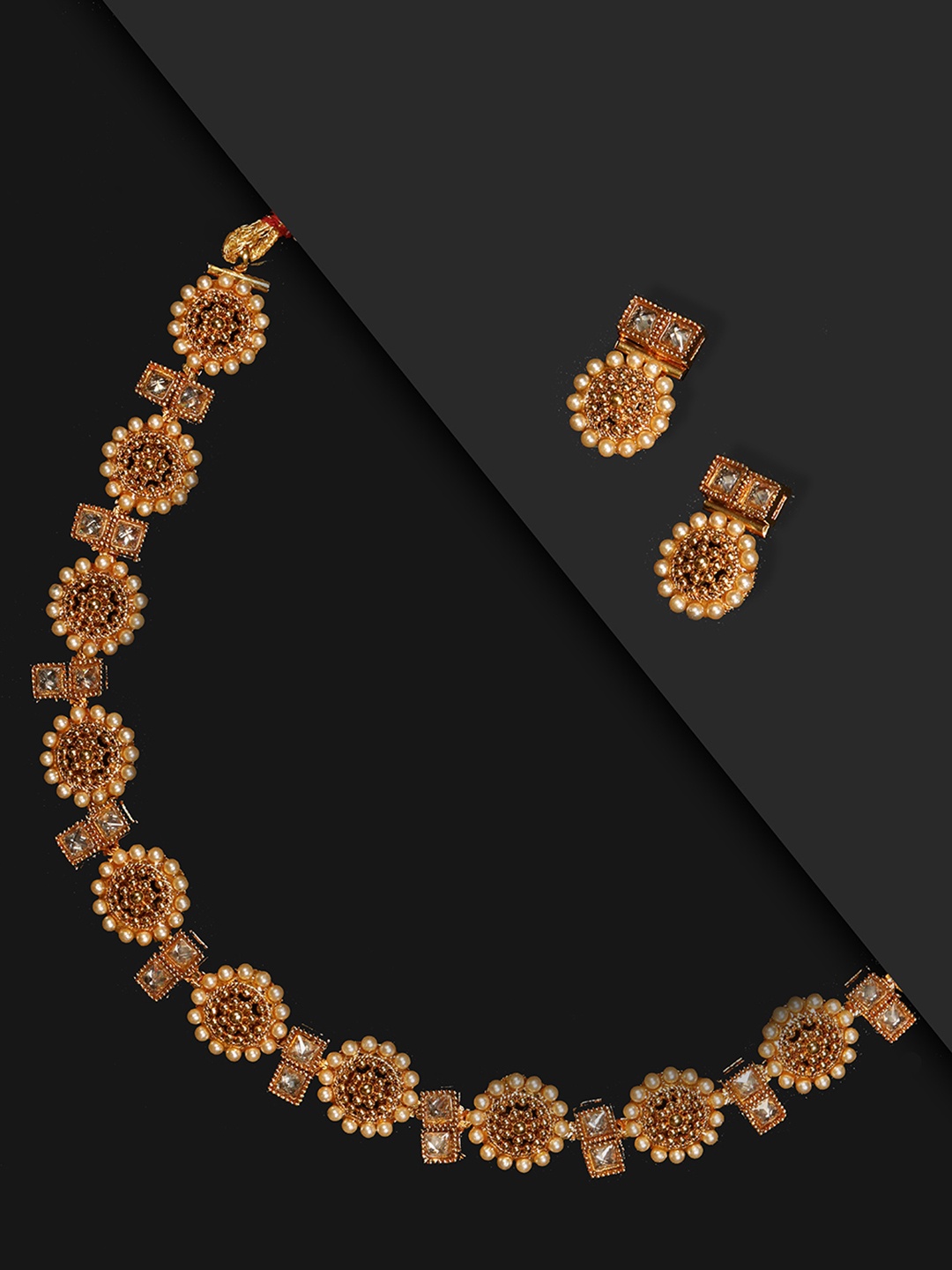 

Priyaasi Cream-Coloured Gold-Plated Stone-Studded & Beaded Handcrafted Jewellery Set