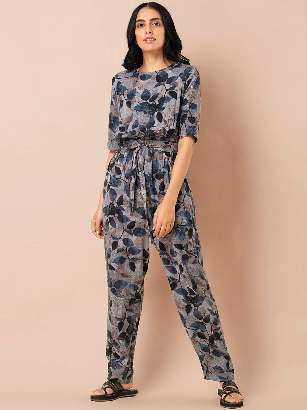 

INDYA Women Grey & Green Printed Belted Basic Jumpsuit