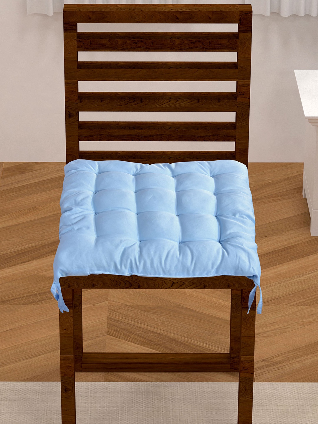 

Clasiko Aqua Blue Solid Chair Pad