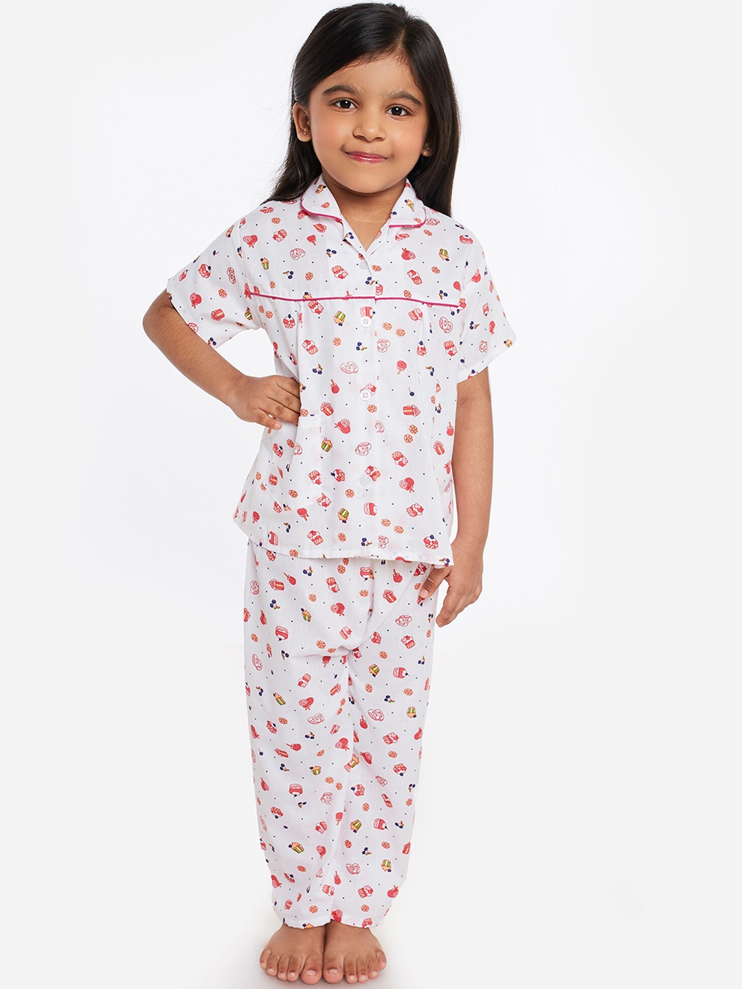 

Fuzzy Bear Girls White & Red Printed Nightsuit