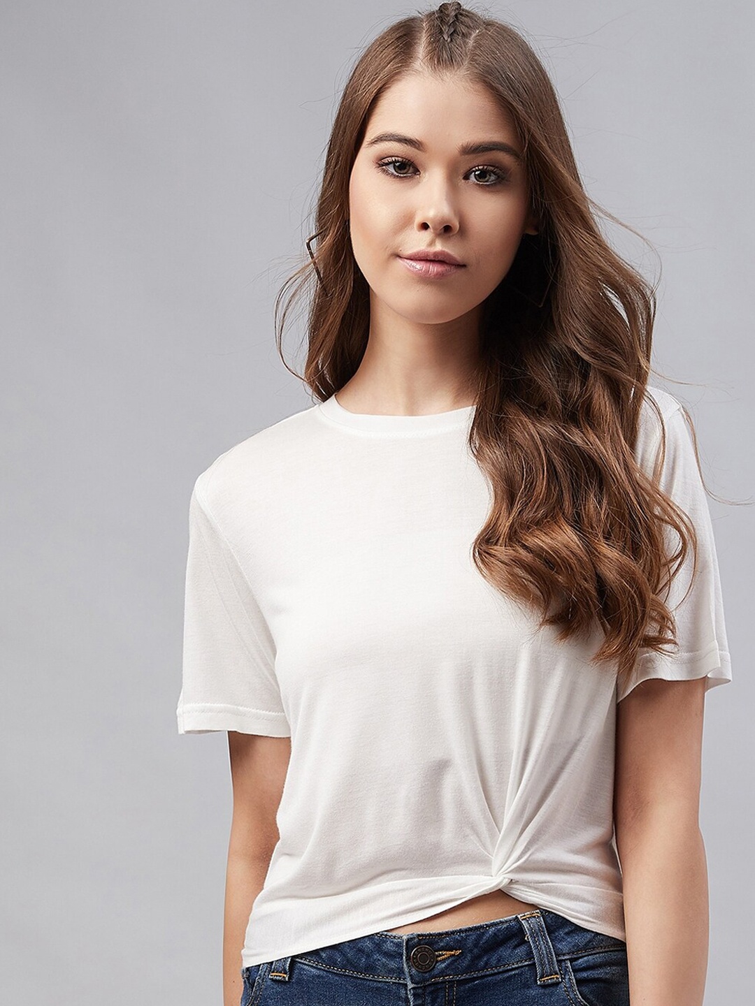 

RARE Women White Solid Round Neck Crop T-shirt