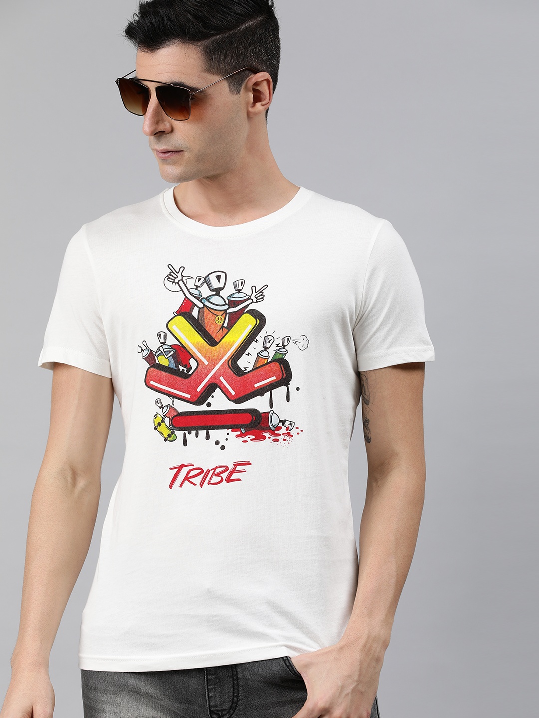 

WROGN Men White Slim Fit Printed Round Neck Pure Cotton T-shirt