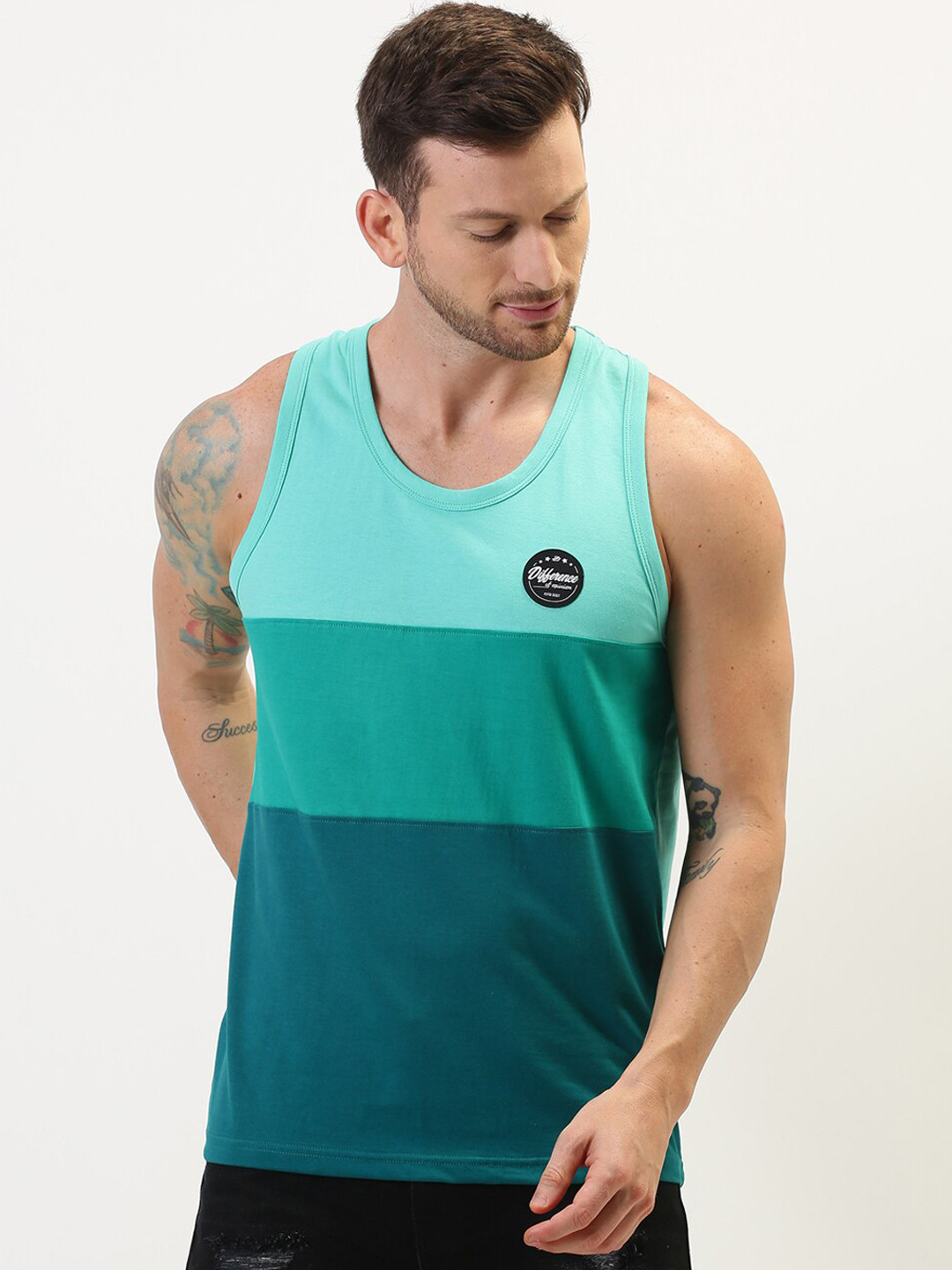 

Difference of Opinion Men Green Colourblocked Round Neck T-shirt