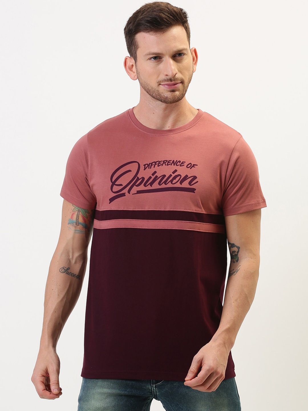 

Difference of Opinion Men Pink & Brown Colourblocked Round Neck T-shirt