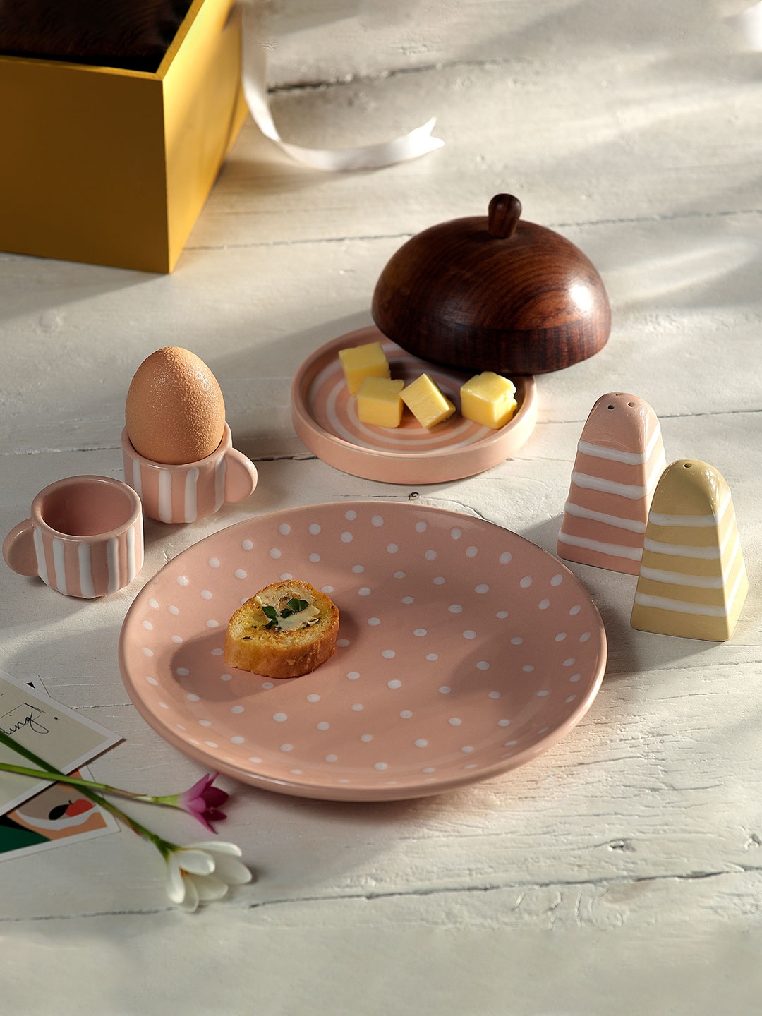 

ellementry Unisex Pink Breakfast Set With Engineered Wooden Box