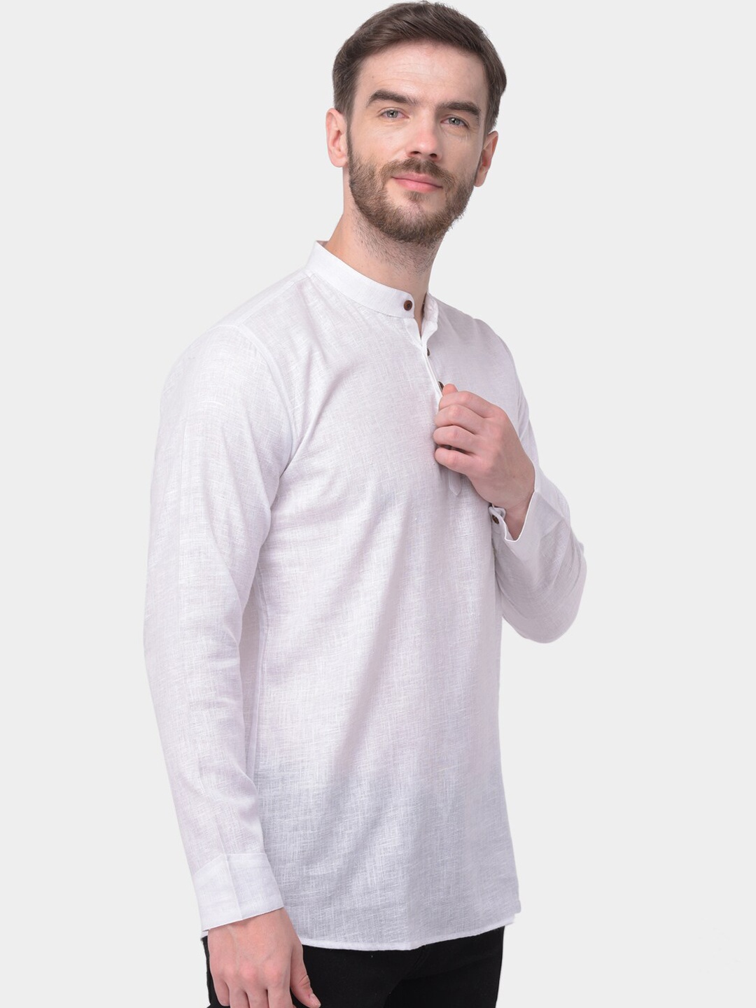 

SG LEMAN Men Off-White Solid Straight Cotton Kurta