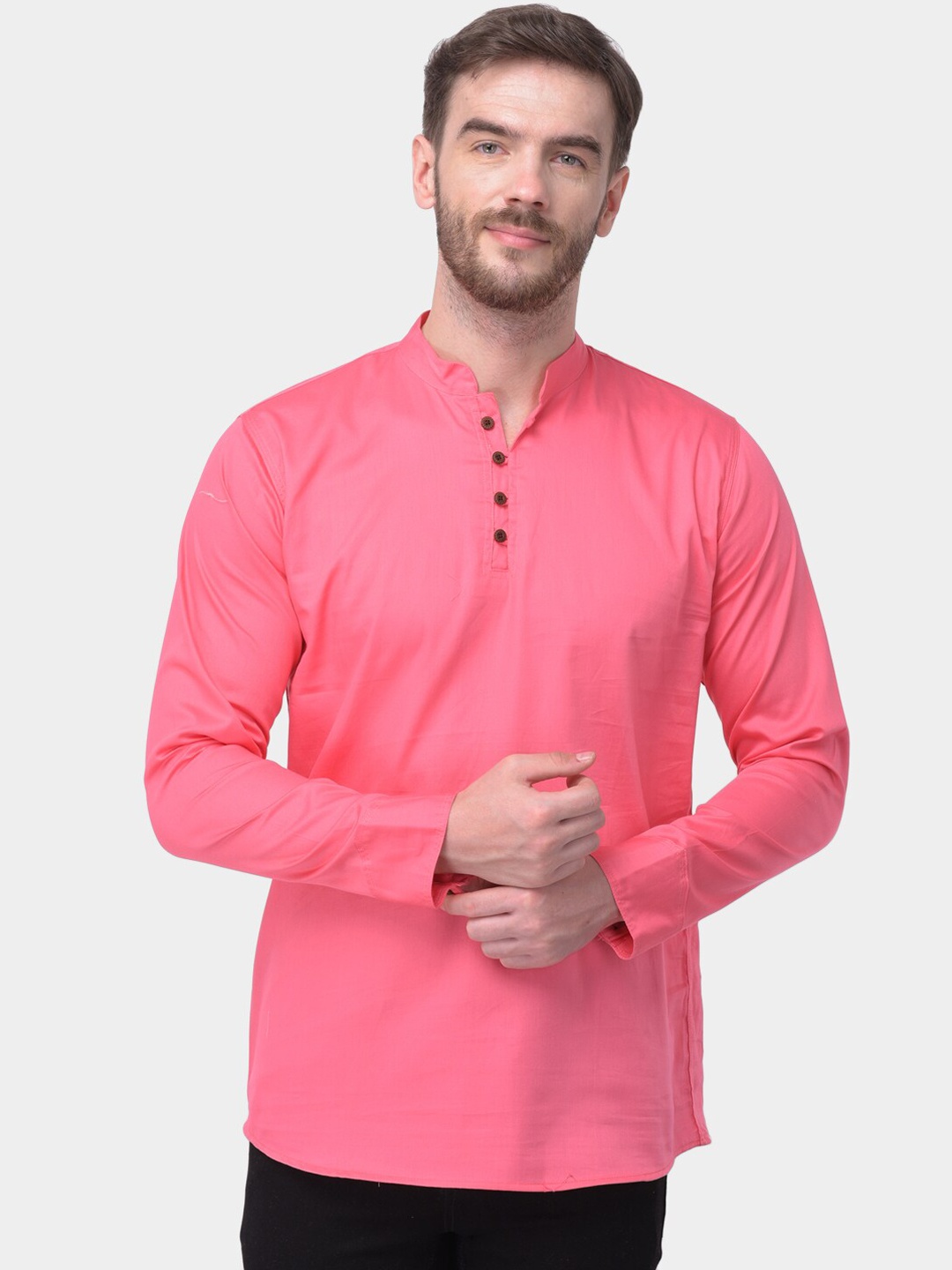 

SG LEMAN Men Pink Solid Straight Kurta