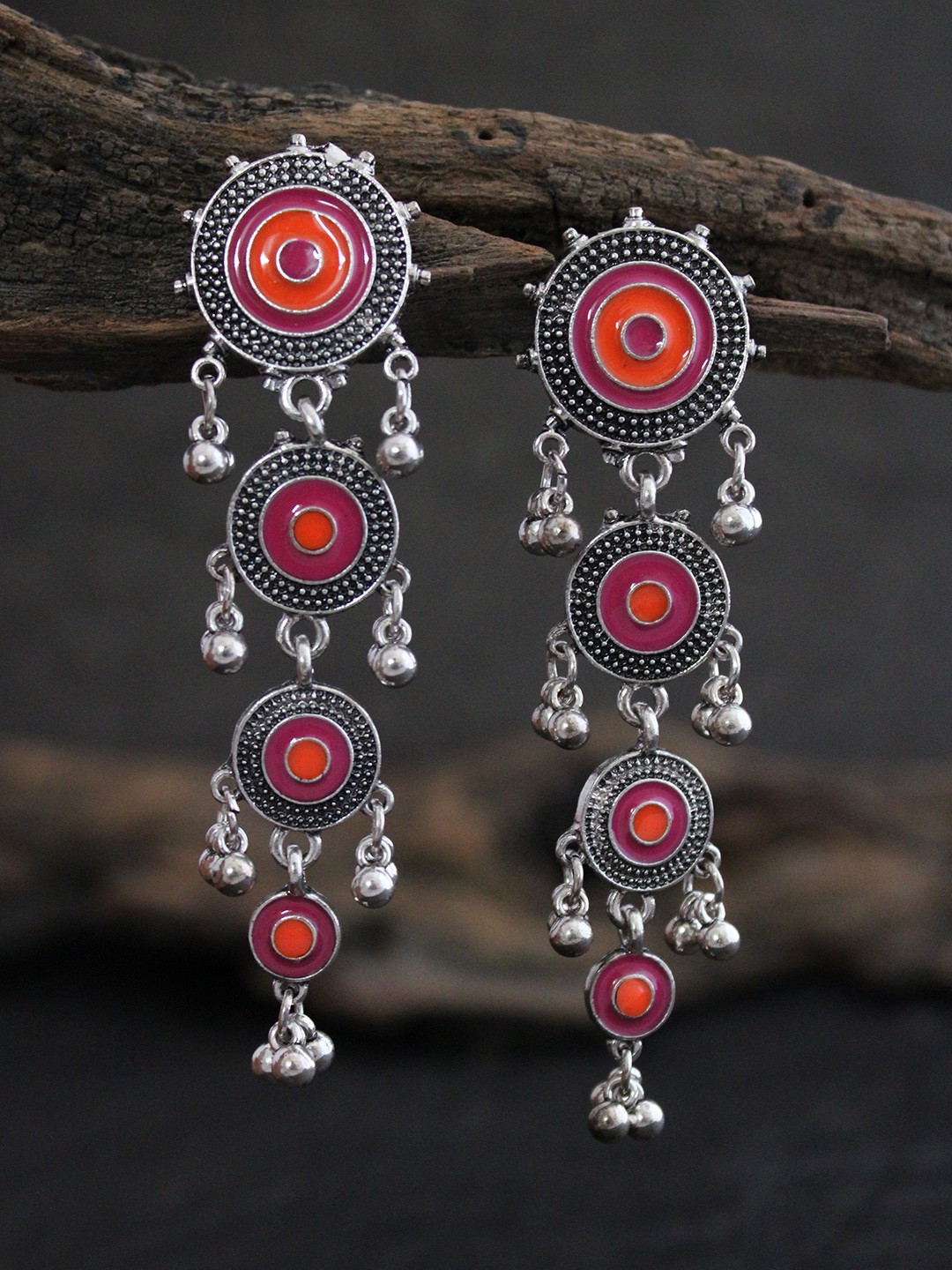 

justpeachy Silver-Plated & Pink Oxidised Circular Drop Earrings
