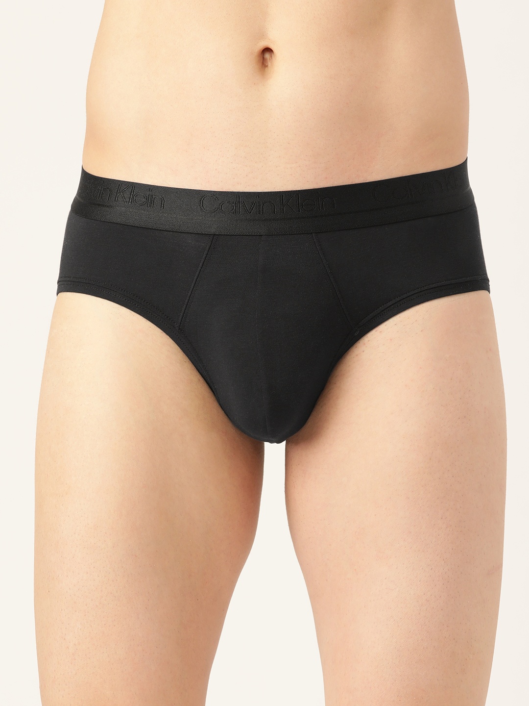 

Calvin Klein Underwear Men Black Solid Basic Briefs