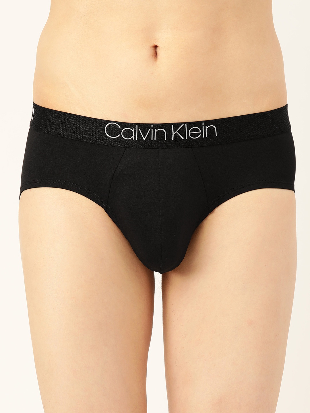 

Calvin Klein Underwear Black Solid Shine Micro Hip Brief NB2659UB1-UB1-BLACK